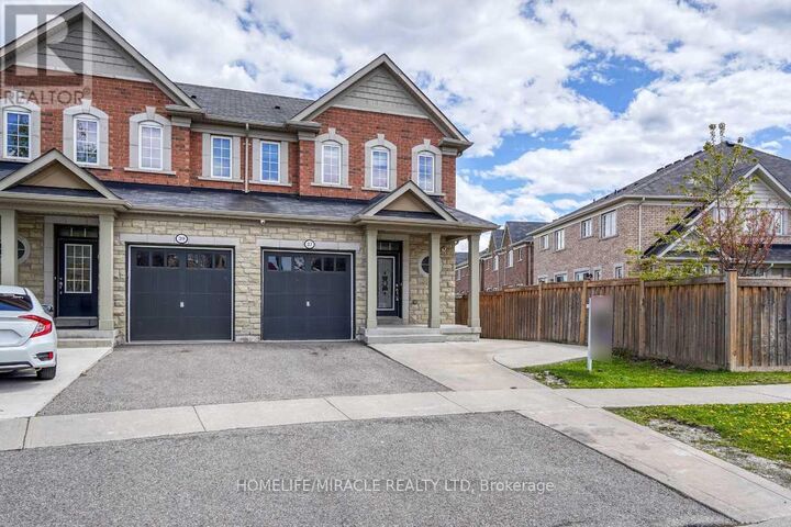 Property Photo:  37 Sussexvale Drive  ON L6R 3R5 