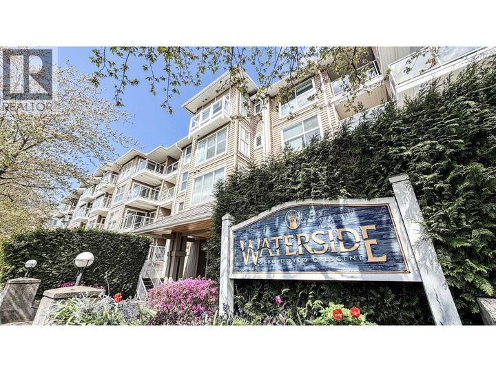 Photo de la propriété:  5880 Dover Crescent 119  BC V7C 5P5 