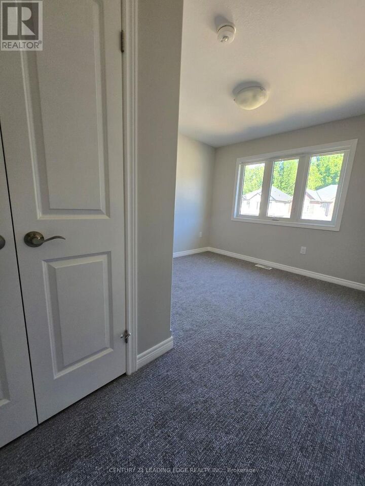 Property Photo:  66 Willson Drive  ON L2V 0M4 