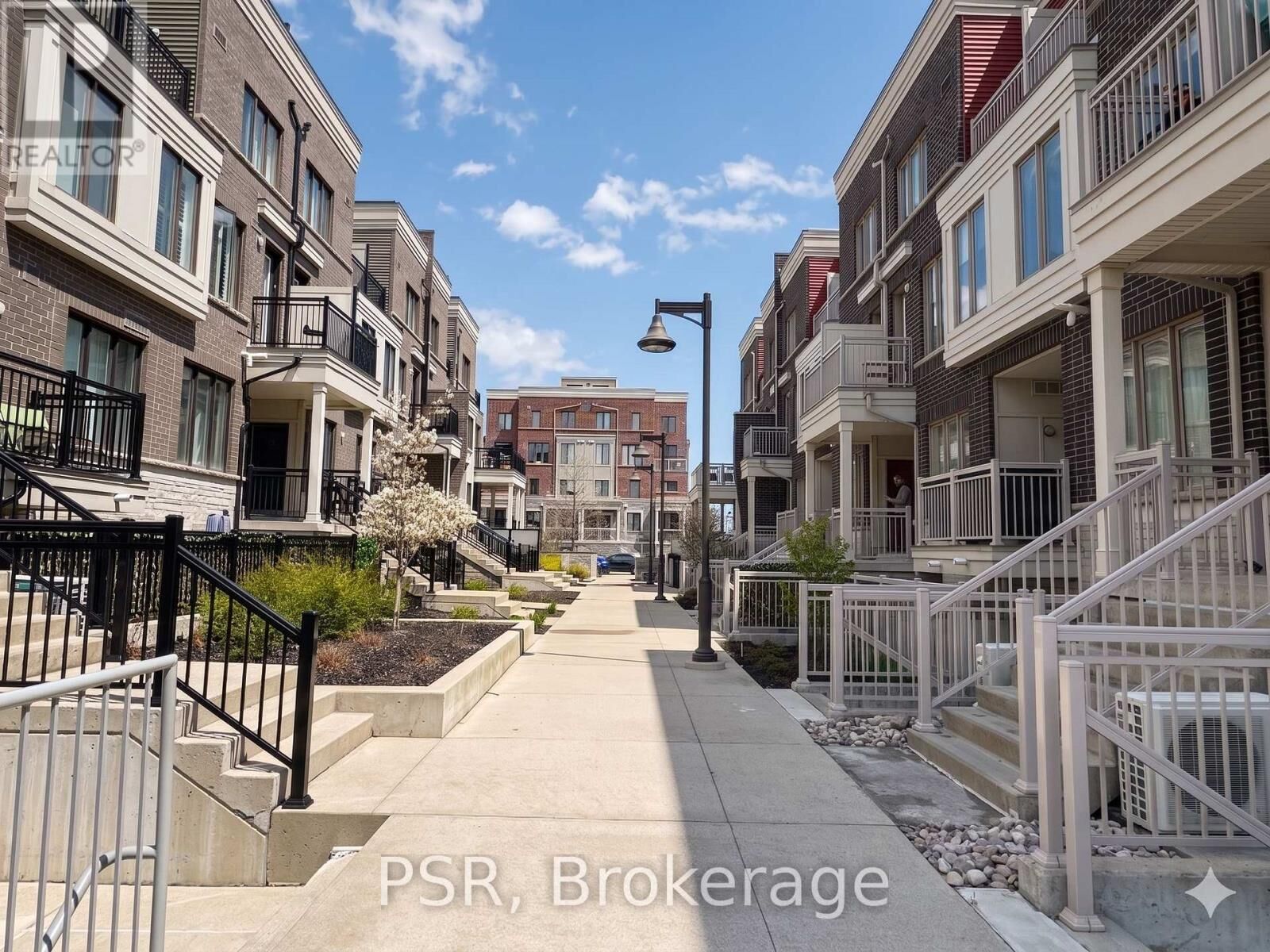 Property Photo:  120 Long Branch Avenue 2  ON M8W 0B1 