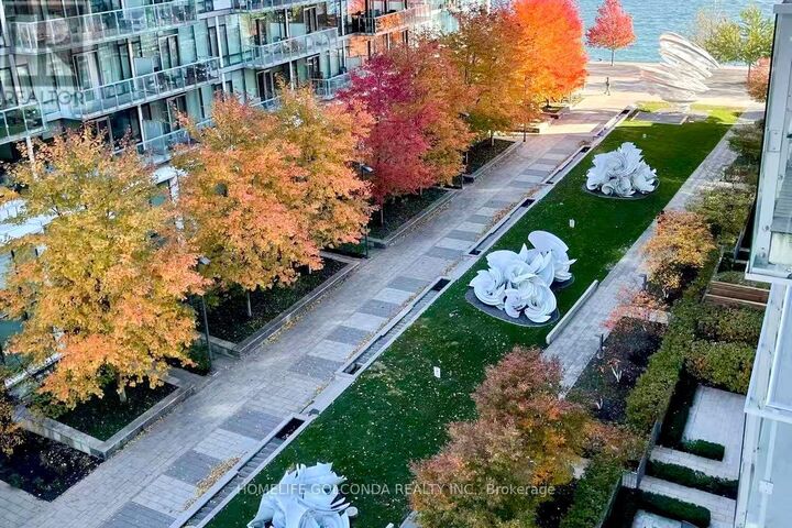 Property Photo:  29 Queens Quay East 624  ON M5E 0A4 