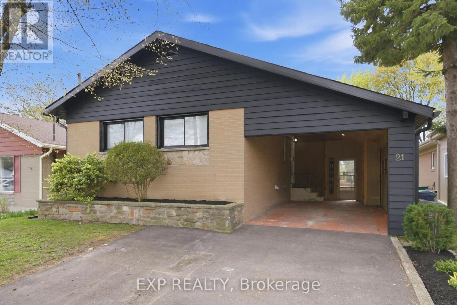 Property Photo:  21 Canzone Drive  ON M1K 5A1 