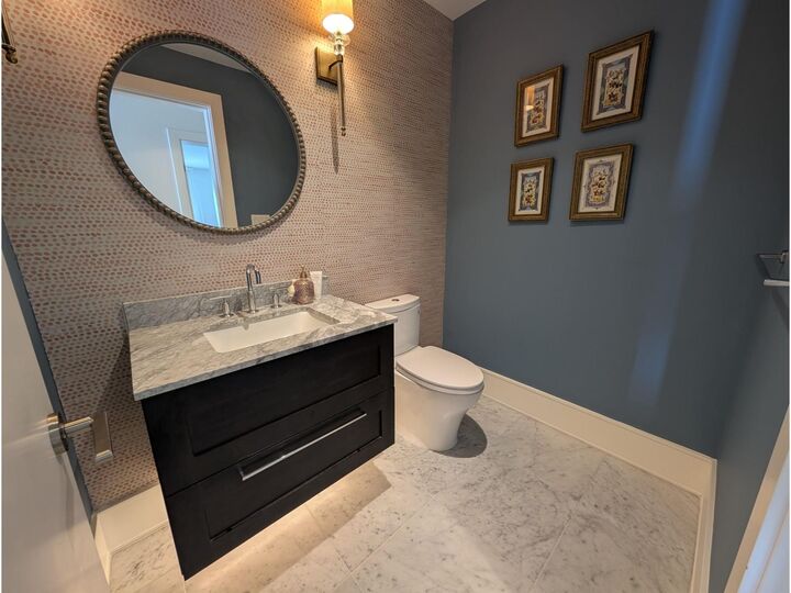 Property Photo: 1500 Martin Street 19fl BC V4B 0C2