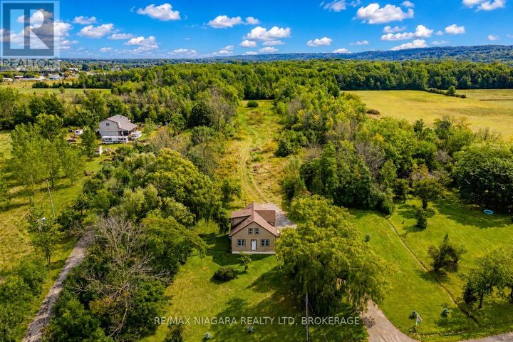 Property Photo:  487 Four Mile Creek Road  ON L0S 1J0 