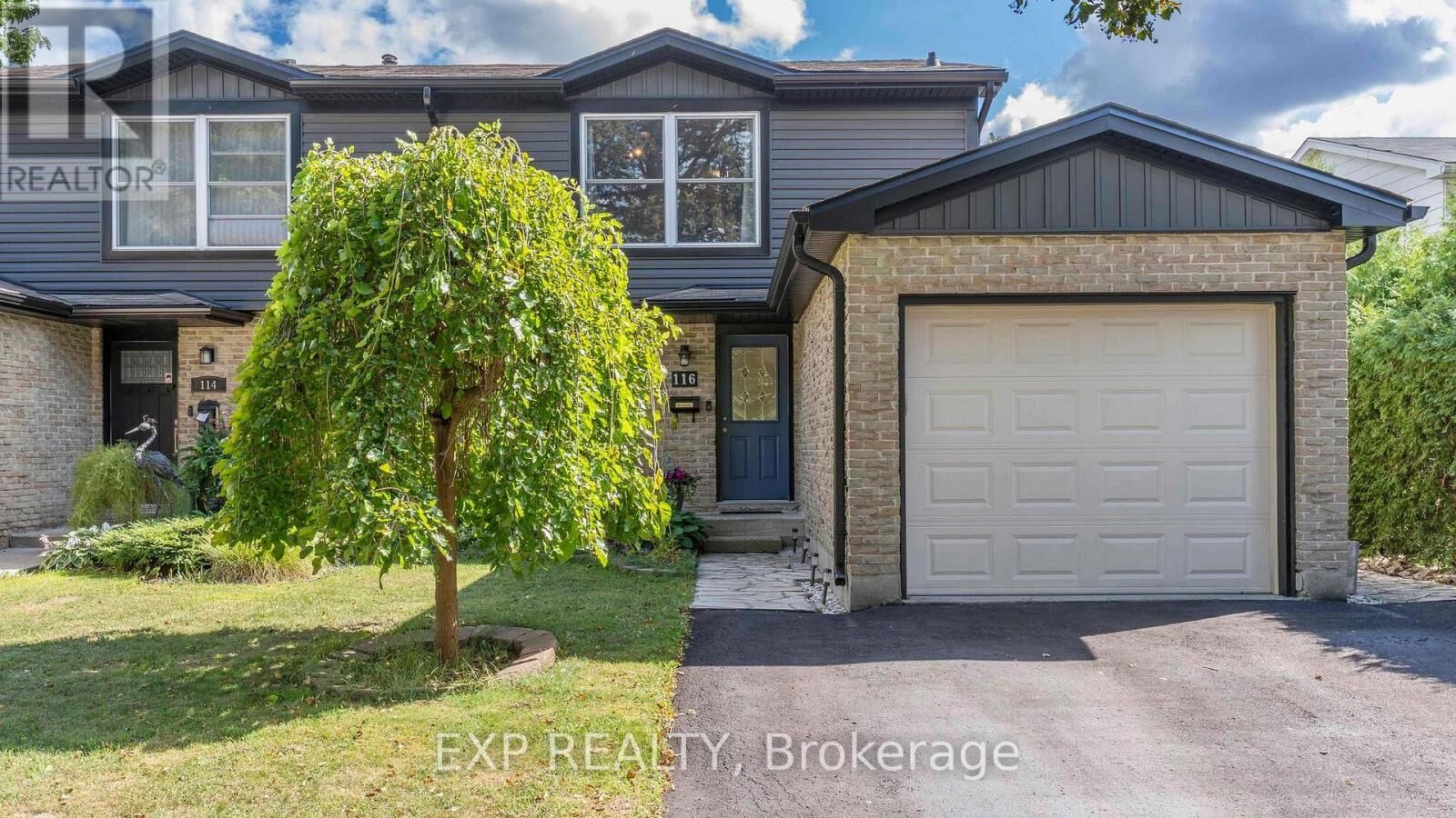 Property Photo:  116 Glenroy Crescent  ON N5Z 4H7 
