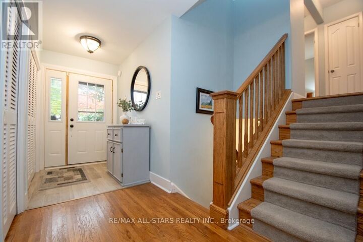 Property Photo:  112 Adelaide Street North  ON K9V 4L9 