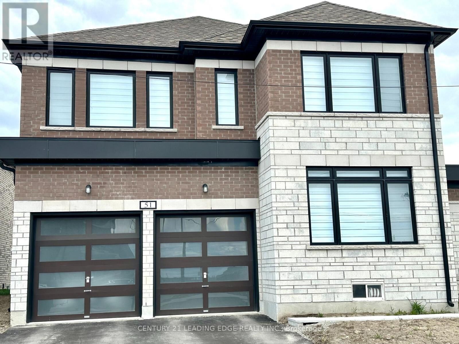 Property Photo: 51 Butler Boulevard ON K9V 0R9