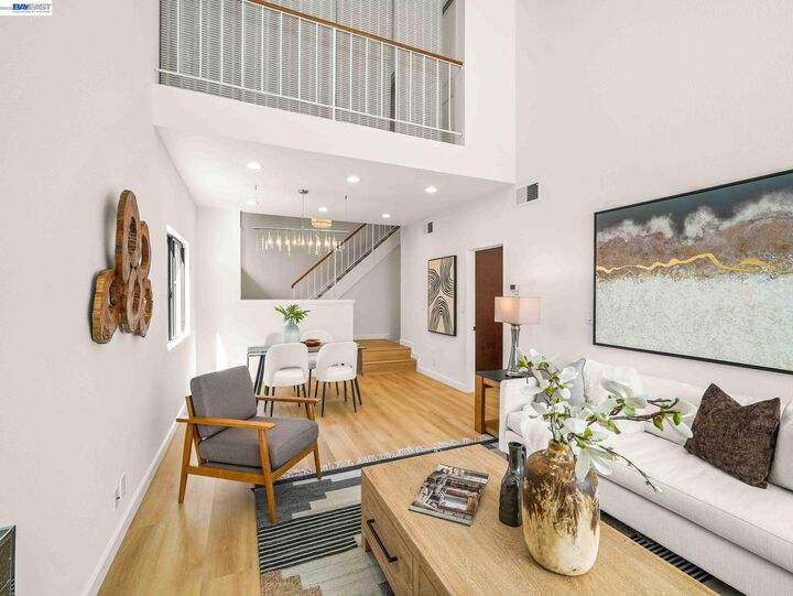 Property Photo: 34219 Kenwood Dr CA 94555