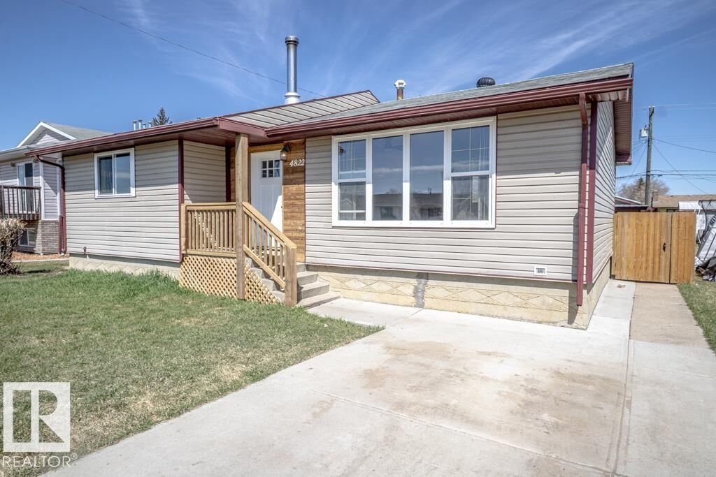 Property Photo:  4822 45 Ave  AB T0A 3A3 