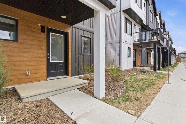 Property Photo:  850 Secord Boulevard NW 9  AB T5T 7R9 