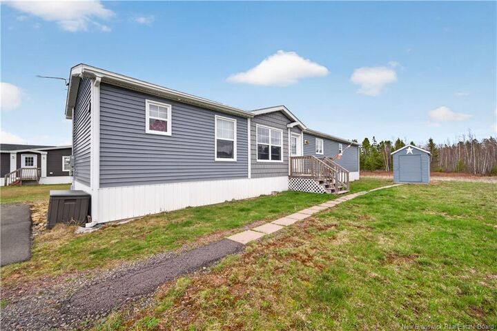 44 Cranbrook — photo 1