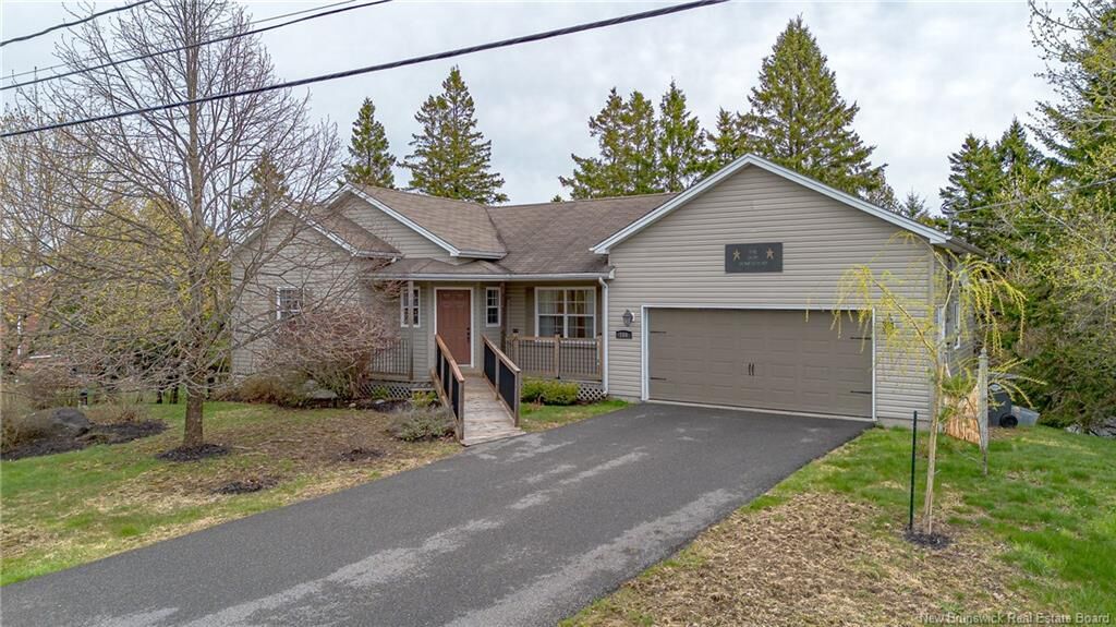Property Photo:  164 Gondola Boulevard  NB E2E 6C2 