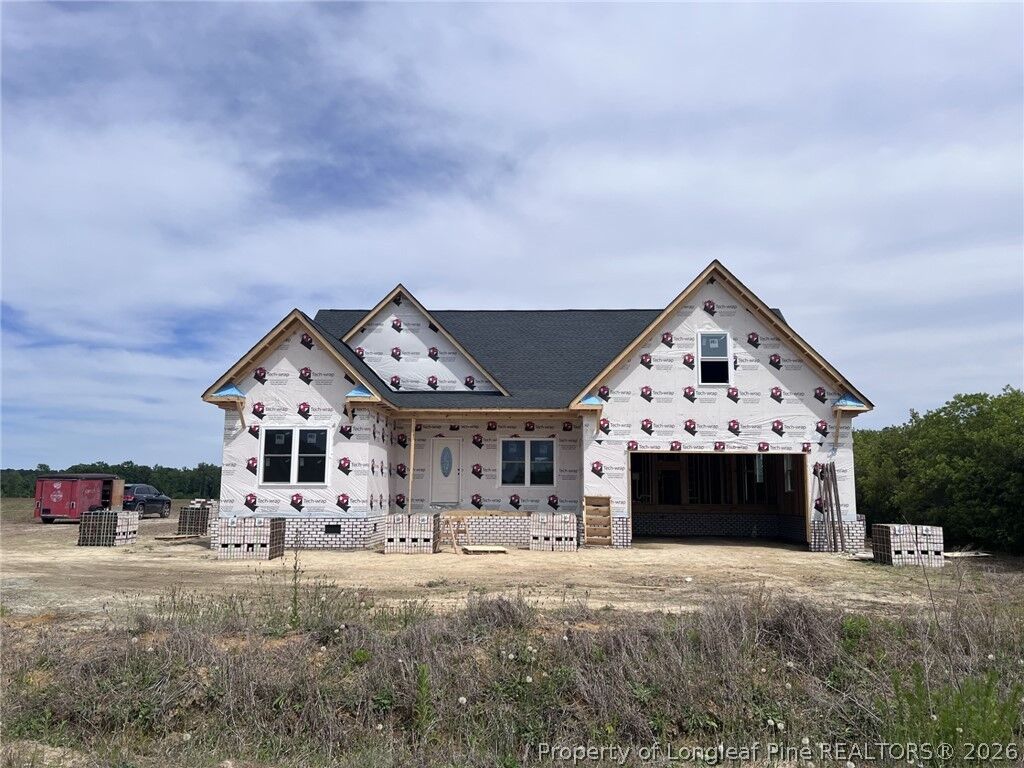Property Photo:  1102 W Carthage Road  NC 28360 