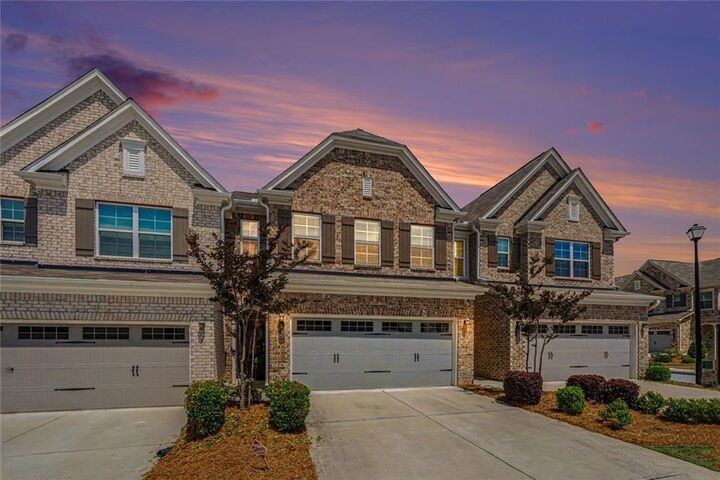 Property Photo:  515 Elm Bluff Way  GA 30043 