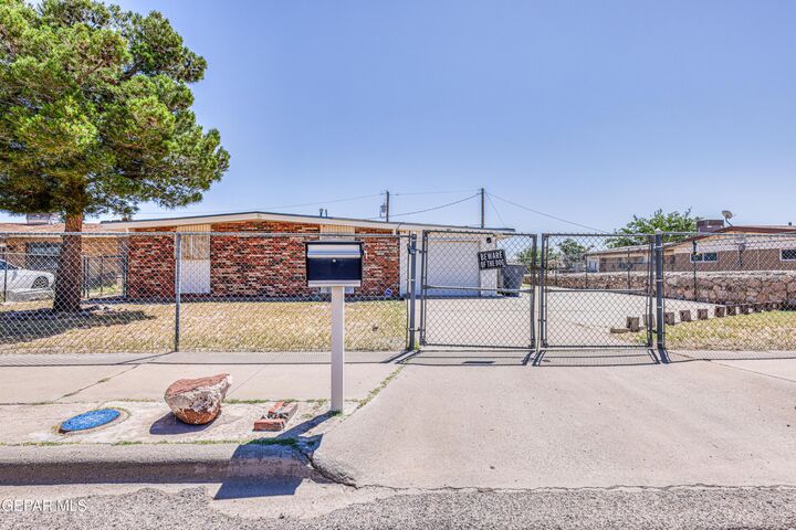 Property Photo:  8308 Polaris Street  TX 79904 