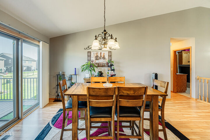 Property Photo:  5024 Driftwood Lane  ND 58503 