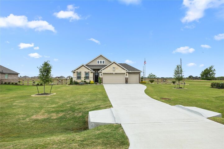 Property Photo:  315 Cobb Court  TX 77474 