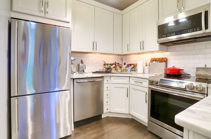 Property Photo:  230 Bloomfield St 301  NJ 07030 