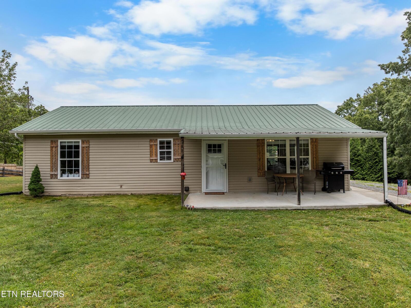 Property Photo:  415 McGhee Lane  TN 37757 