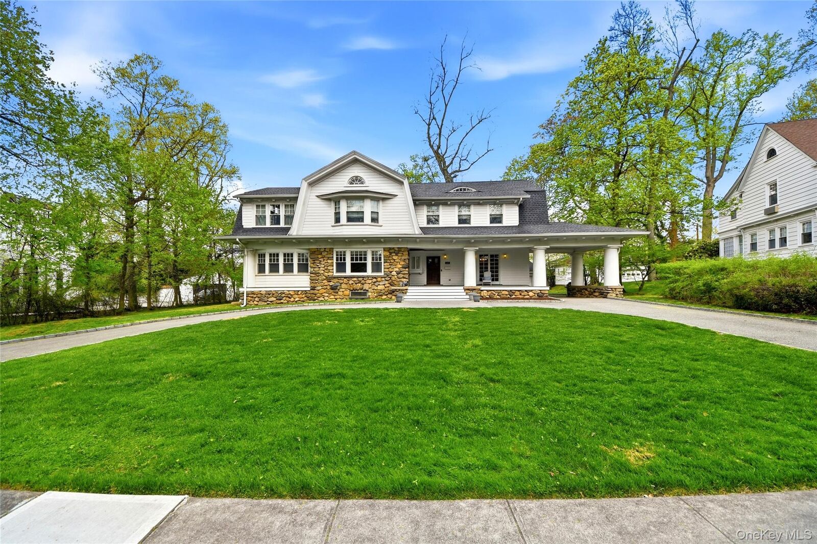 Property Photo:  127 Overlook Circle  NY 10804 
