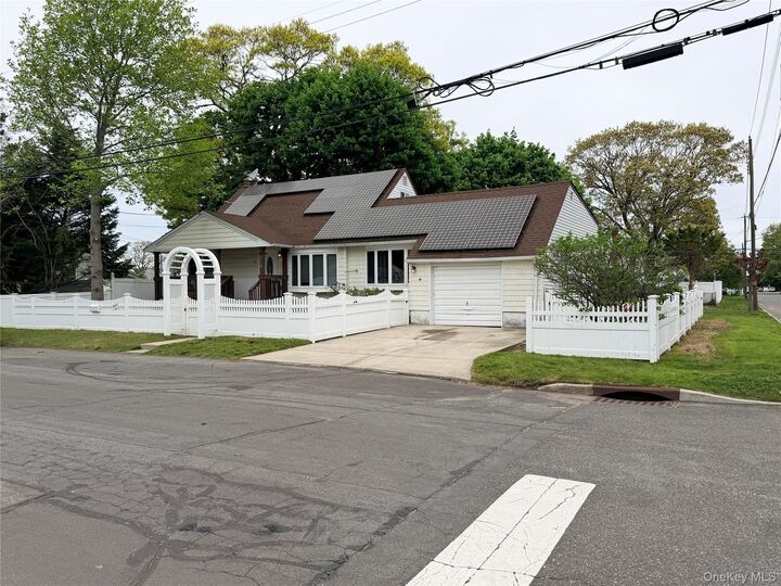 Property Photo:  304 27th Street  NY 11757 