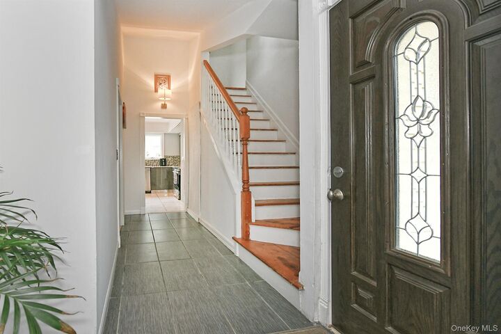 Property Photo:  12 Sims Street  NY 11772 