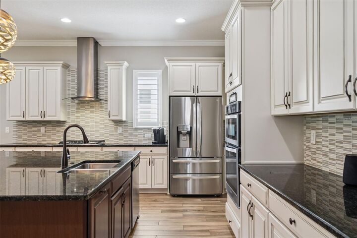 Property Photo:  4912 Catalpa Drive  FL 34772 
