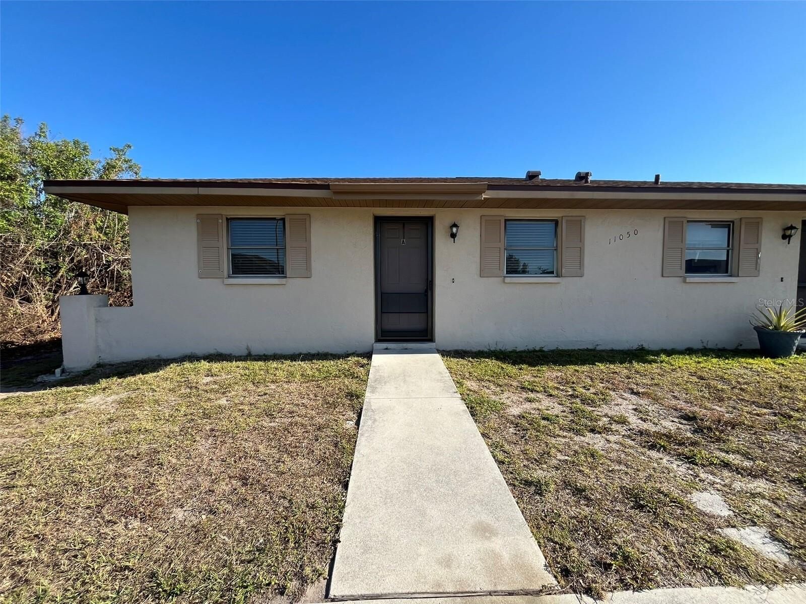 Property Photo:  11050 Pendleton Avenue A  FL 34224 