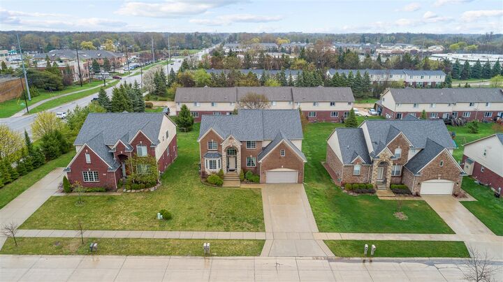 Property Photo:  6960 Norway Drive  MI 48085-1673 