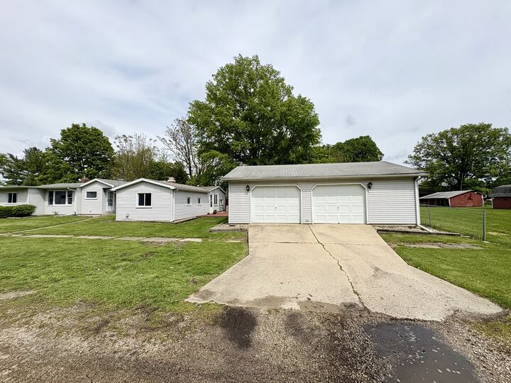 Property Photo: 101 S Sheridan Street IL 61334