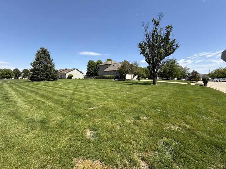 Property Photo:  50 Mary Senica Court  IL 61301 