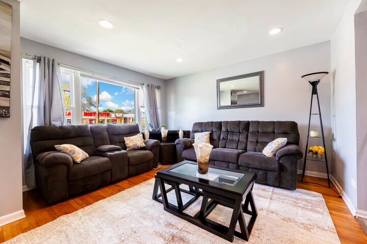 Property Photo:  531 E 87th Street  IL 60619 