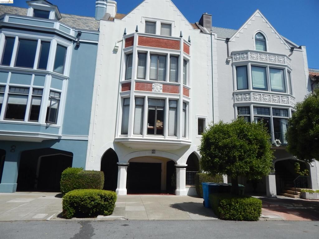 Property Photo:  1450 Jefferson St  CA 94123 