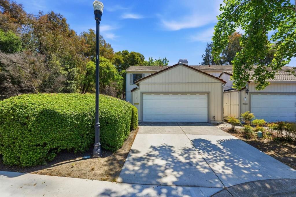 Property Photo:  3 Arete Court  CA 94547 
