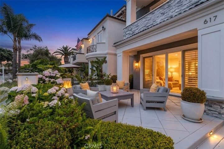 Property Photo: 617 12th CA 92648