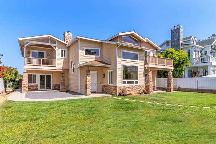 Property Photo:  1546 Oak Ave  CA 92008 