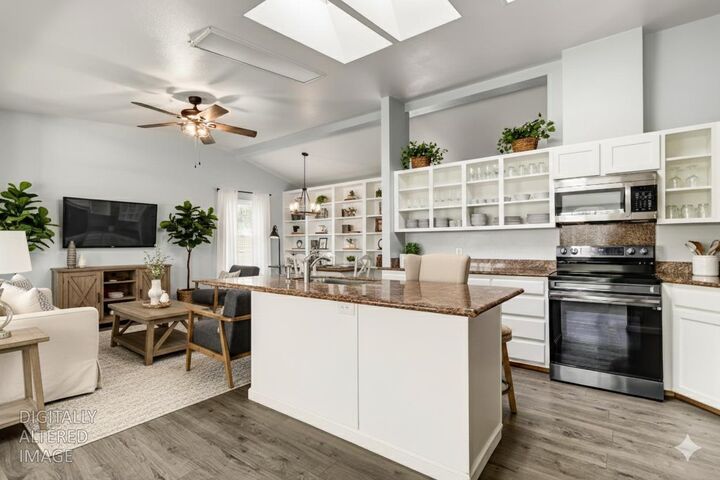 Property Photo: 3814 Lakeview Drive CA 95640