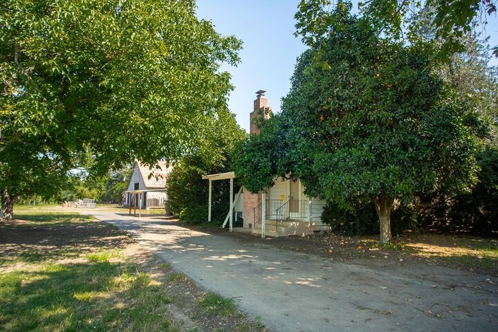 Property Photo:  1090 Gilstrap Avenue  CA 95948 