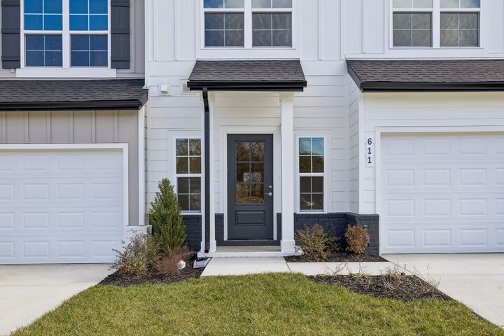 Property Photo: 609 Tulip Springs Ct TN 37076