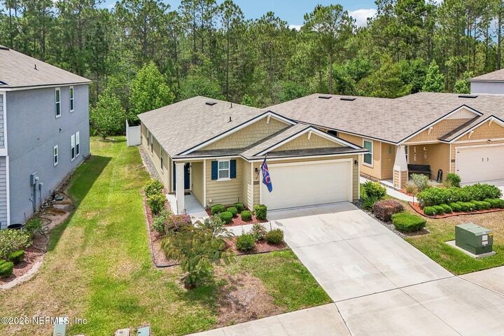Property Photo: 10013 Sitting Fox Drive FL 32222