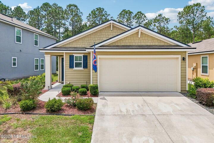 Property Photo:  10013 Sitting Fox Drive  FL 32222 