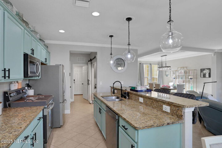 Property Photo:  14163 Mahogany Avenue  FL 32258 