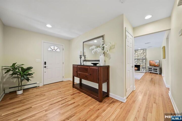 Property Photo:  66 Linwood Avenue  NJ 07432 