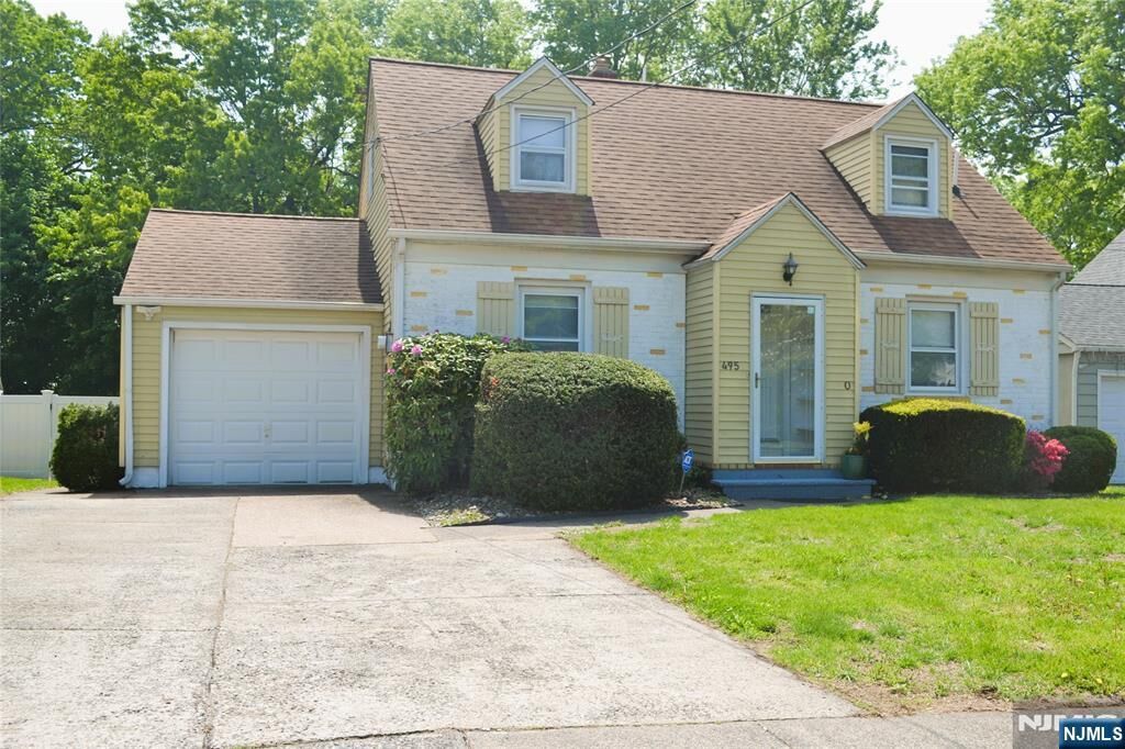 Property Photo:  495 Mount Prospect Avenue  NJ 07012 