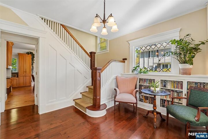 Property Photo:  308 Woodside Avenue  NJ 07450 