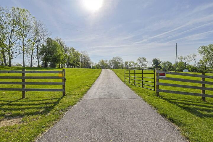 Property Photo:  9164 Evergreen Drive  KY 41042 