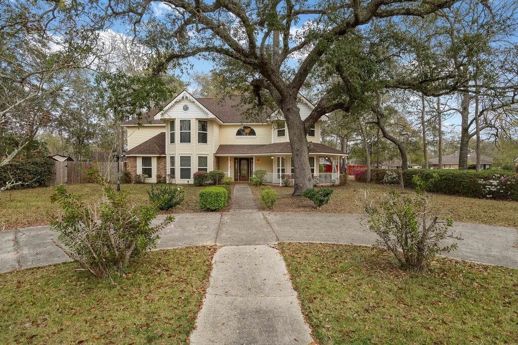 Property Photo: 308 Hawk Drive LA 70461