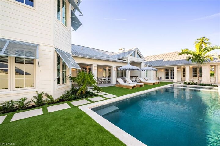 Property Photo:  266 15th Ave S  FL 34102 