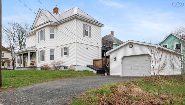 Property Photo:  477 Nelson Street  NS B2H 3C6 