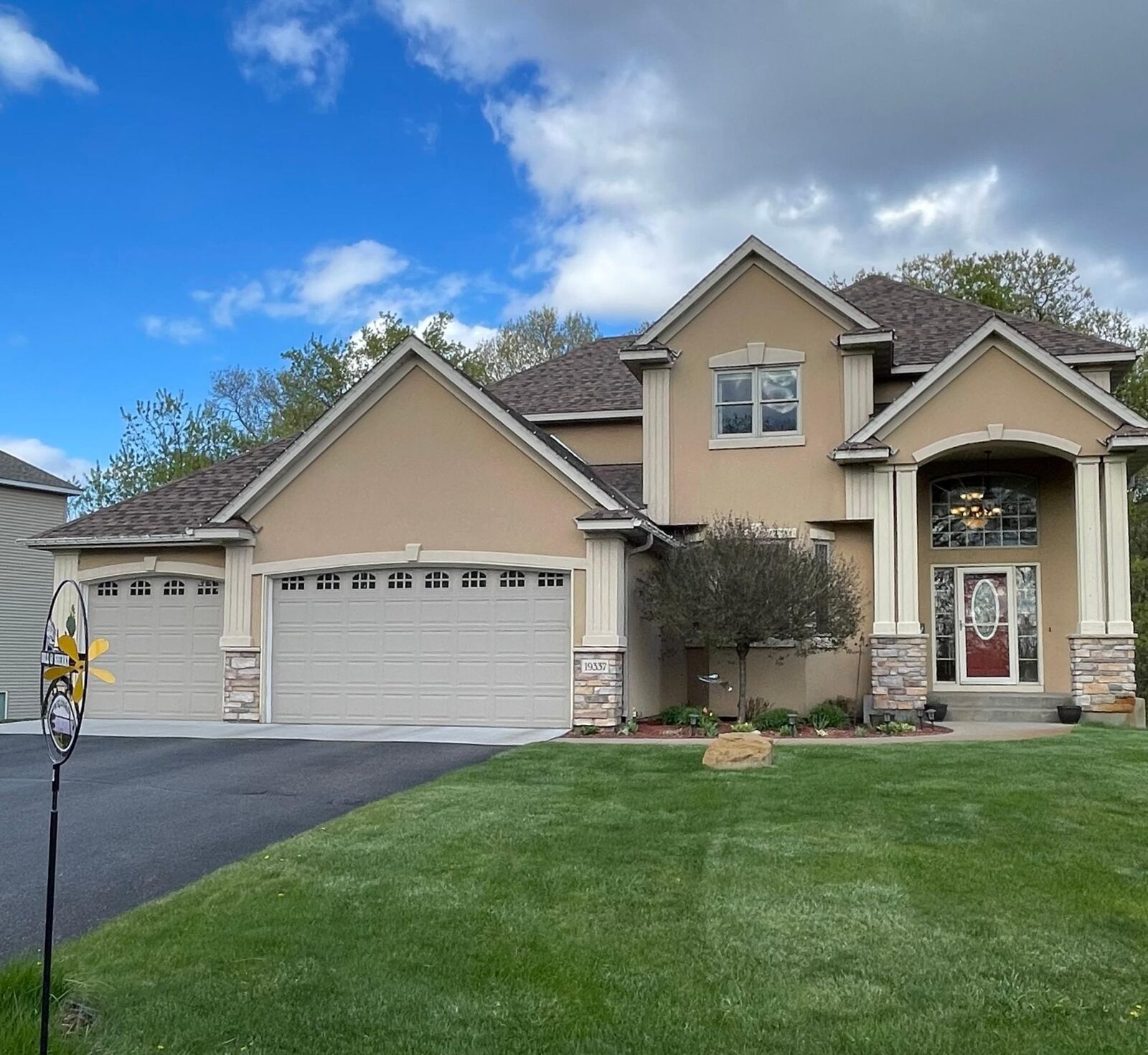 Property Photo:  19337 Rawlins Street NW  MN 55330 
